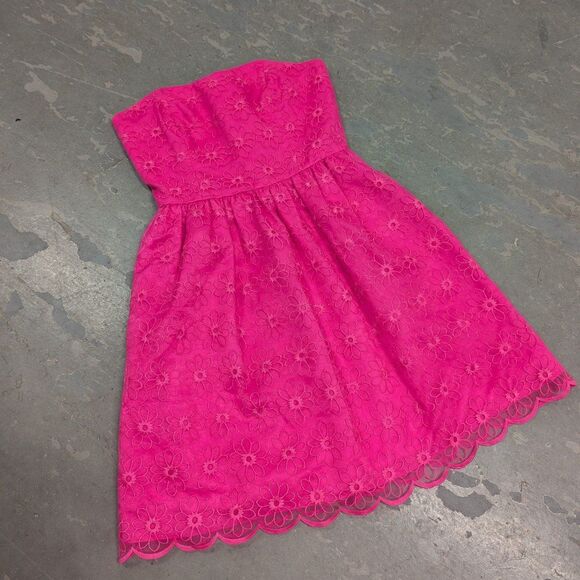 Lilly Pulitzer Size 2 Pink Floral Fit and Flare Strapless mini dress - Picture 2 of 8